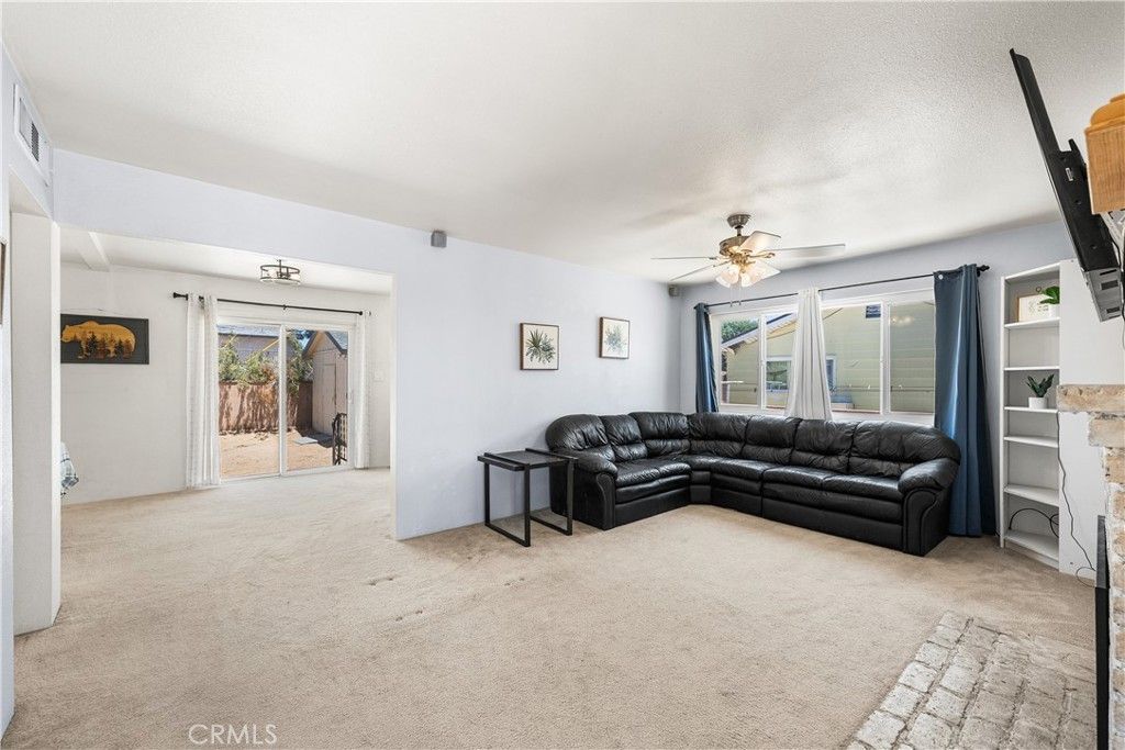 2893 Corona, Mojave, CA 93501 Main Photo