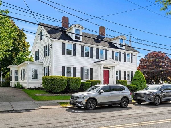 2 Mount Pleasant St, Unit 4, Rockport, MA 01966
