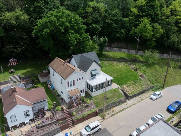 569 13th Avenue, New Brighton, PA 15066