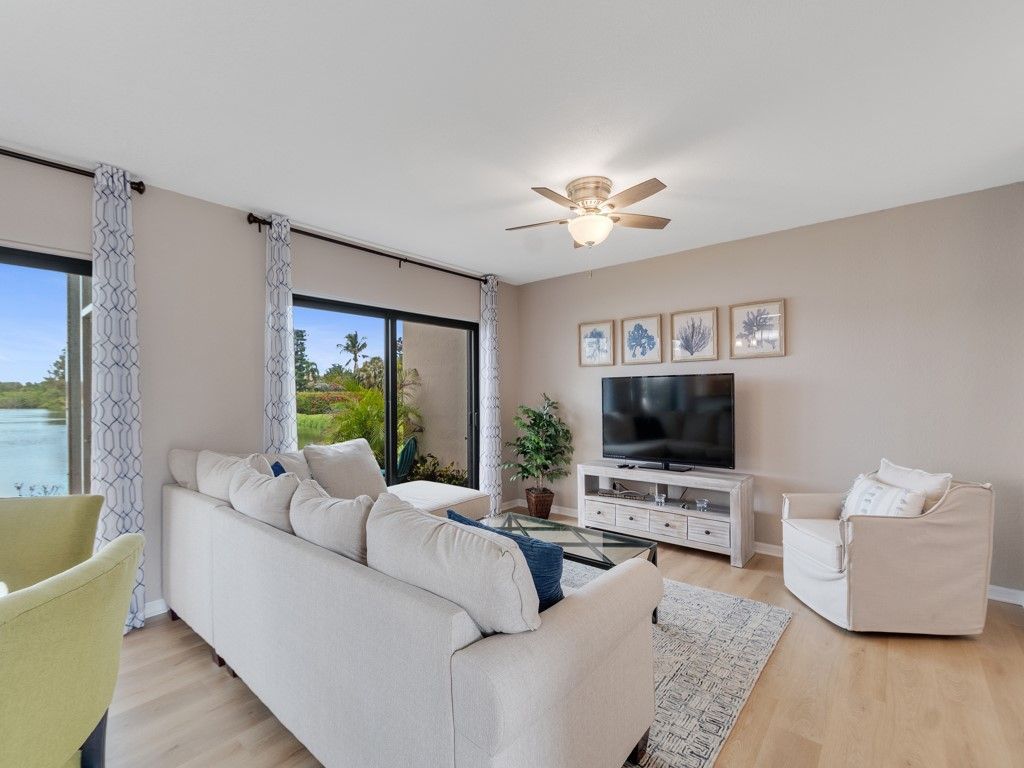 3206 S Lakeview Circle, Unit 105, Hutchinson Island, FL 34949 Photo