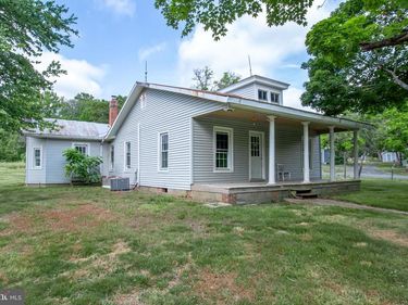 198 MT HOPE CHURCH , BUMPASS, VA 23024