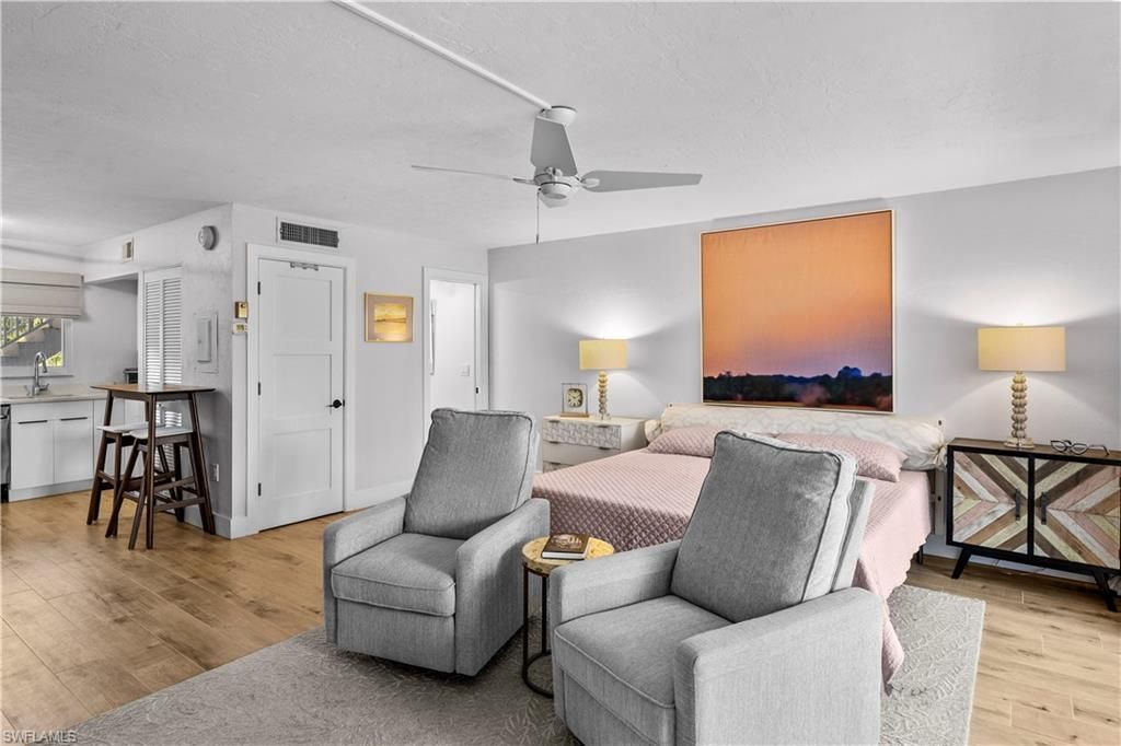 377 Vanderbilt Beach Rd , Unit 102, Naples, FL 34108 Photo