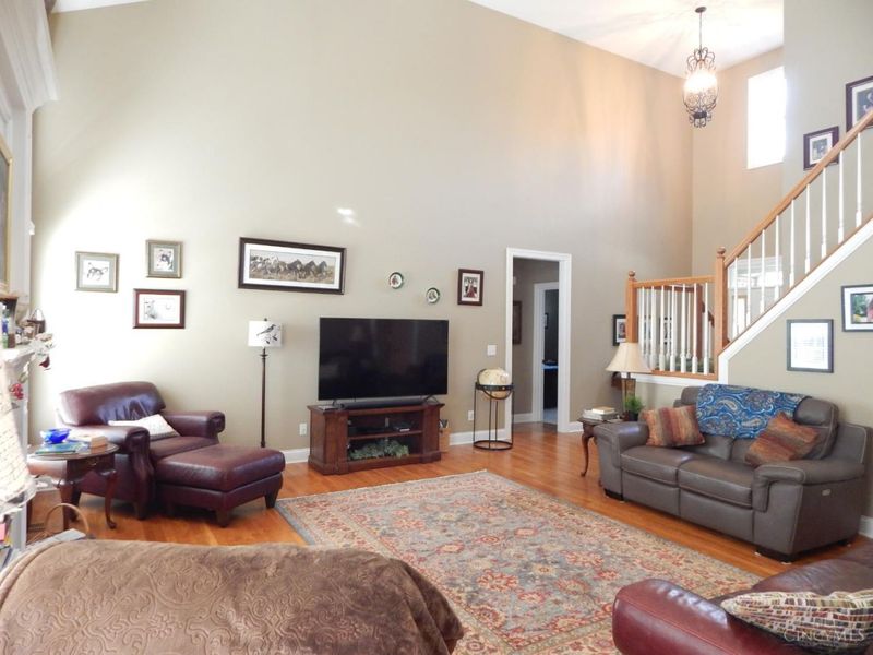 8171 Cheltenham Court, Hamilton Twp, OH 45039 Photo 12