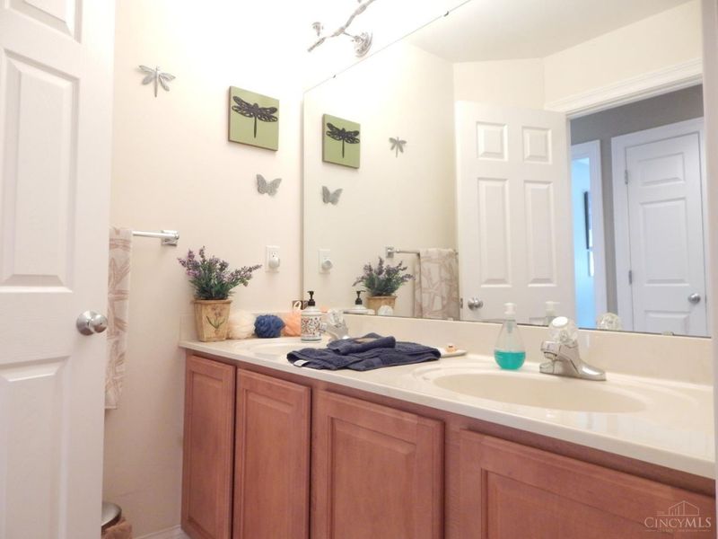 8171 Cheltenham Court, Hamilton Twp, OH 45039 Photo 15