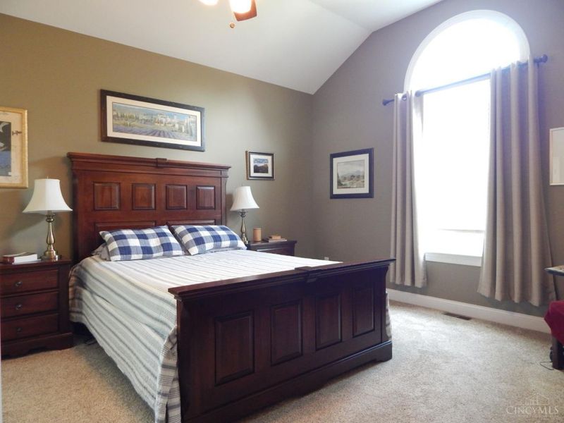 8171 Cheltenham Court, Hamilton Twp, OH 45039 Photo 7