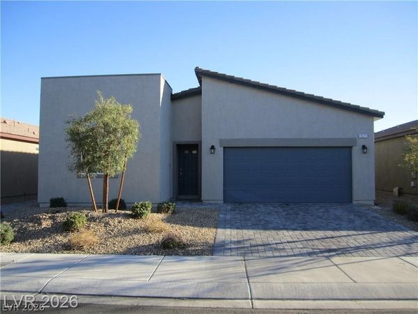 7571 pink mimosa , Las Vegas, NV 89113