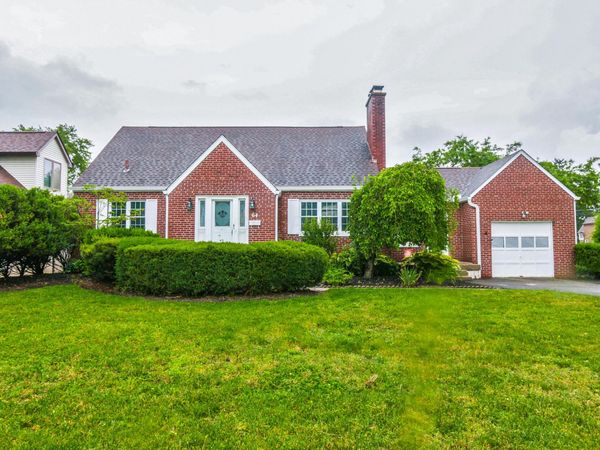 64 Edgevale Road, Columbus, OH 43209