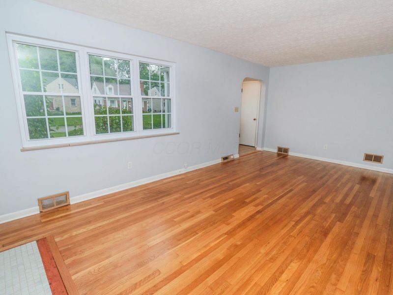 64 Edgevale Road, Columbus, OH 43209 Photo 10
