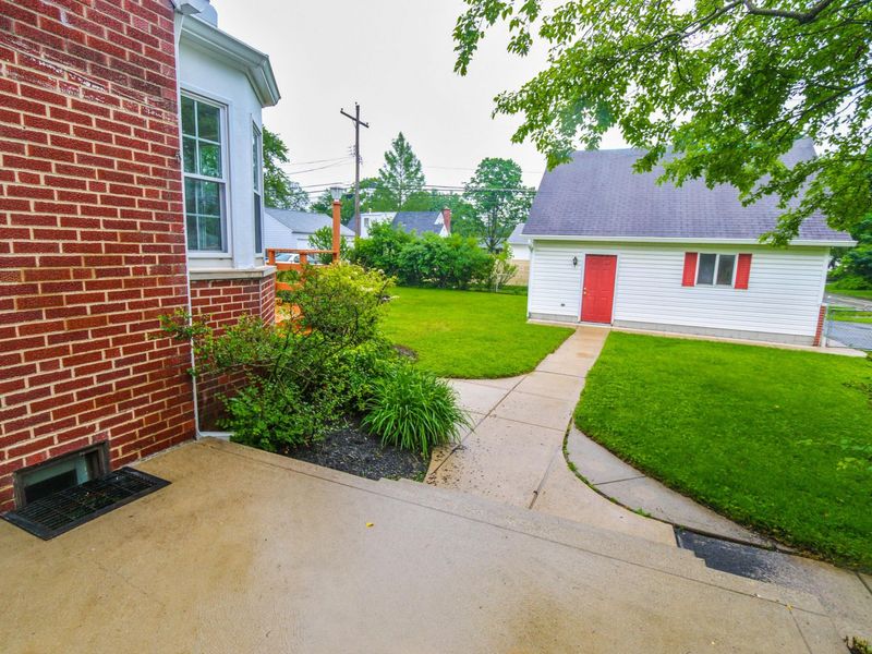 64 Edgevale Road, Columbus, OH 43209 Photo 52