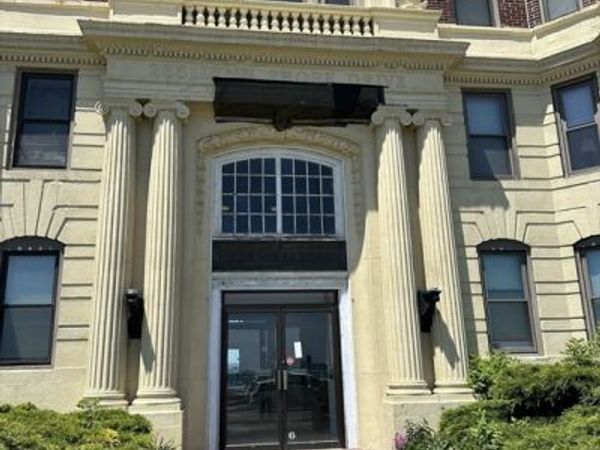 285 Lynn Shore Drive, Unit 308, Lynn, MA 01902