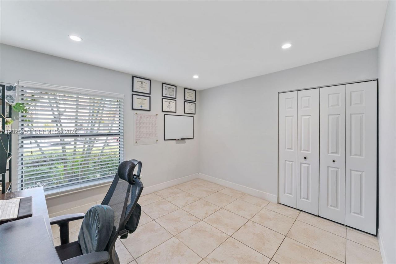 4885 SW 152nd Pl , Unit D-95, Miami, FL 33185 Photo