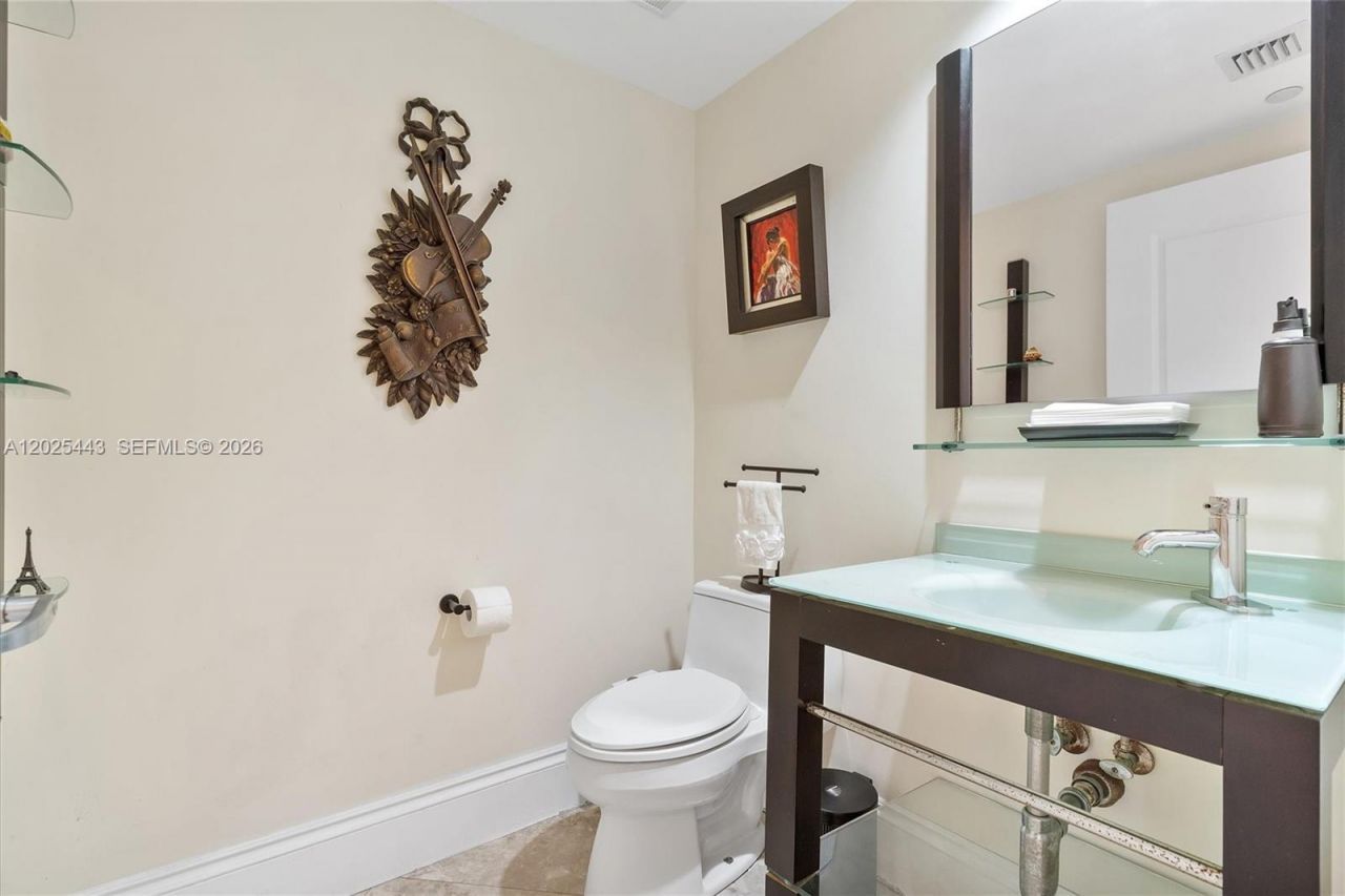 3101 S Ocean Dr , Unit 2707, Hollywood, FL 33019 Photo