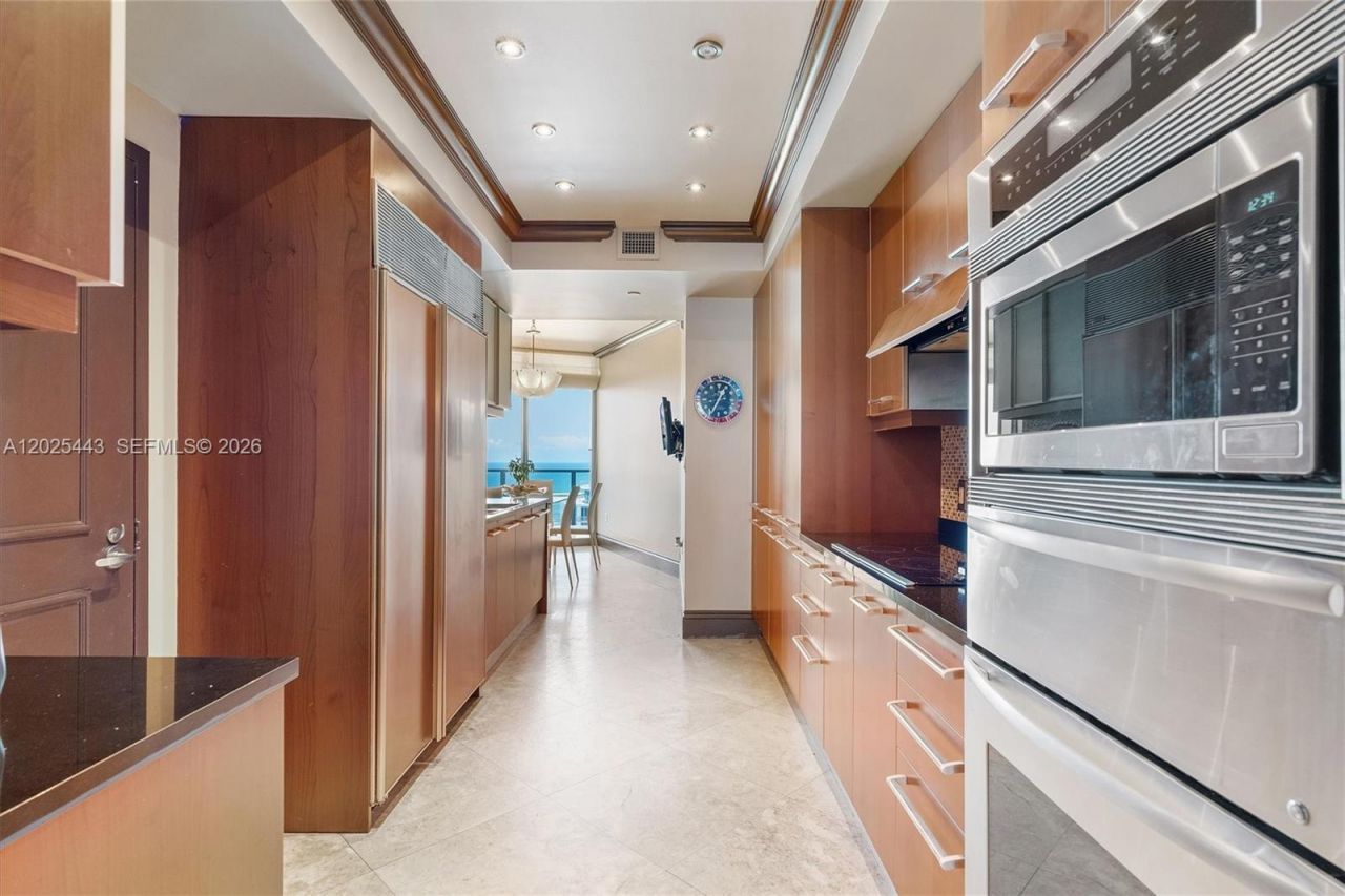 3101 S Ocean Dr , Unit 2707, Hollywood, FL 33019 Photo