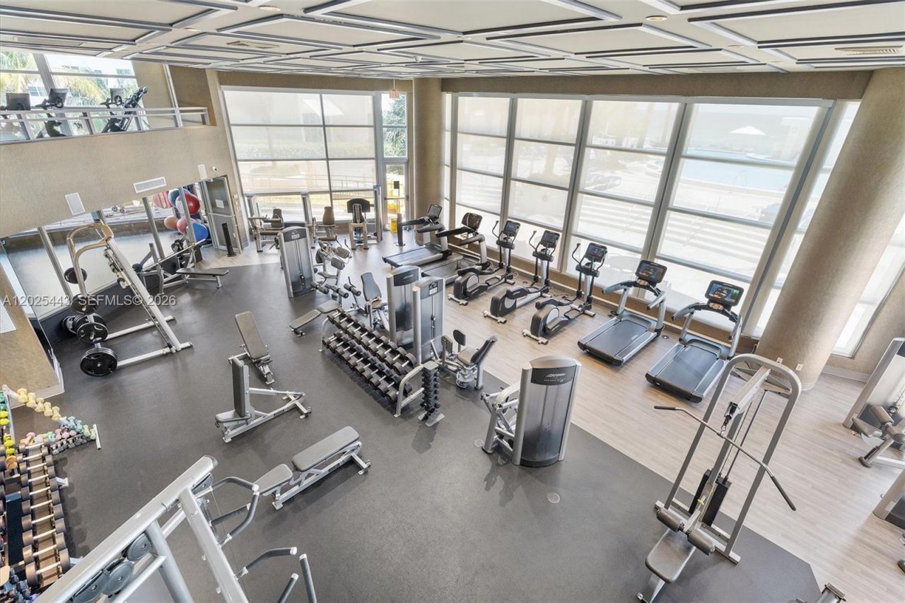 3101 S Ocean Dr , Unit 2707, Hollywood, FL 33019 Photo