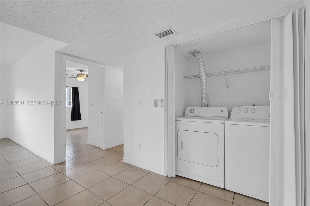 3680 N 56th Ave , Unit 806, Hollywood, FL 33021 Photo