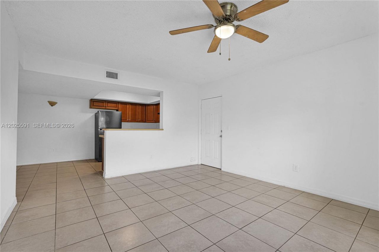 3680 N 56th Ave , Unit 806, Hollywood, FL 33021 Photo