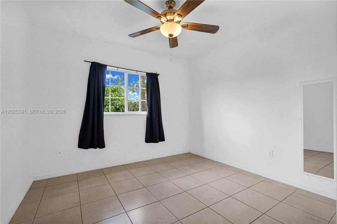 3680 N 56th Ave , Unit 806, Hollywood, FL 33021 Photo