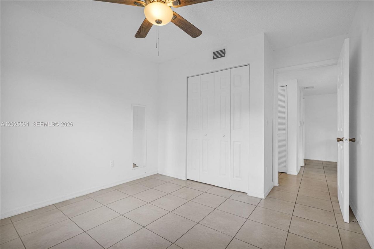 3680 N 56th Ave , Unit 806, Hollywood, FL 33021 Photo