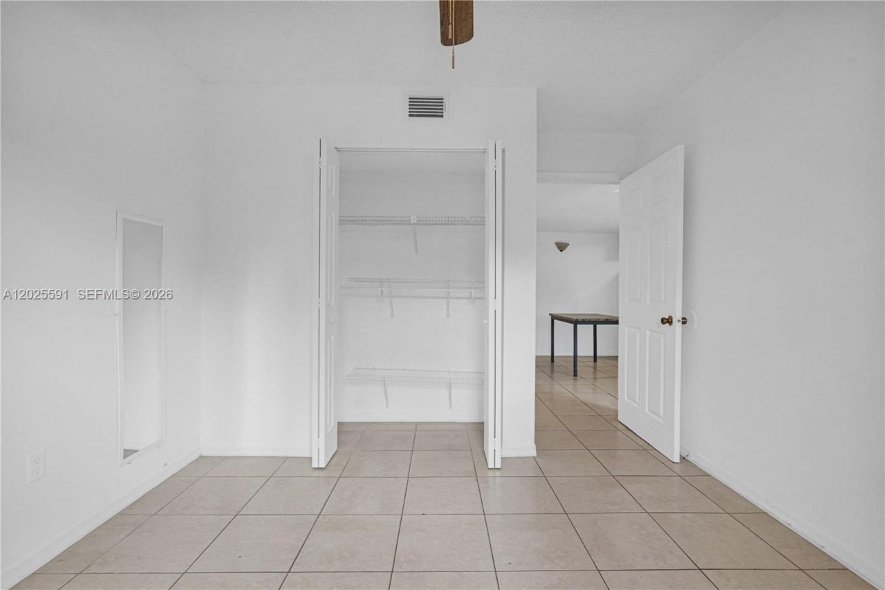 3680 N 56th Ave , Unit 806, Hollywood, FL 33021 Photo