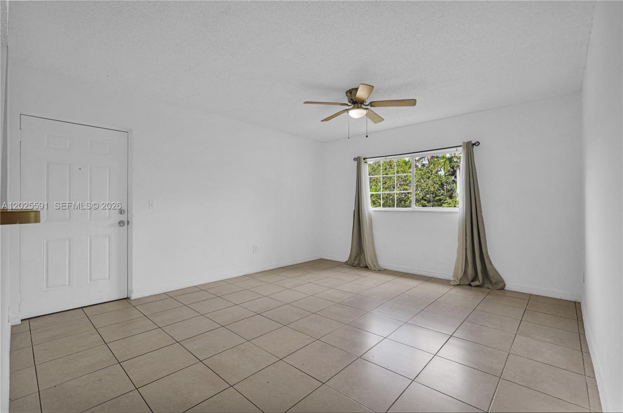 3680 N 56th Ave , Unit 806, Hollywood, FL 33021 Photo