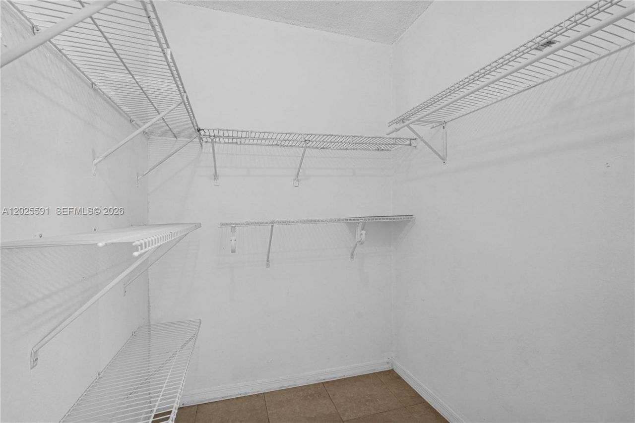 3680 N 56th Ave , Unit 806, Hollywood, FL 33021 Photo