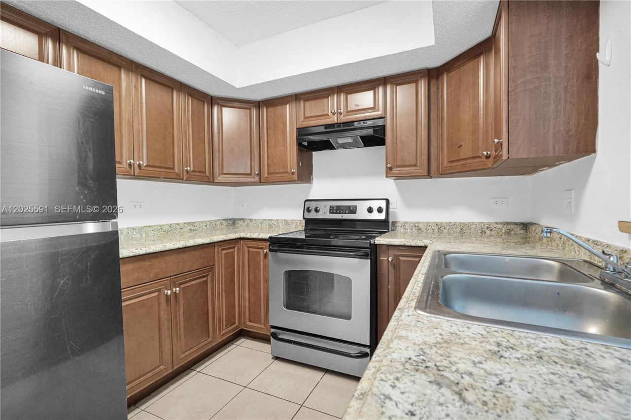 3680 N 56th Ave , Unit 806, Hollywood, FL 33021 Photo