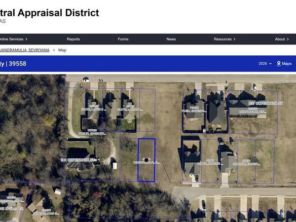 664 W Gould Street, Pilot Point, TX 76258