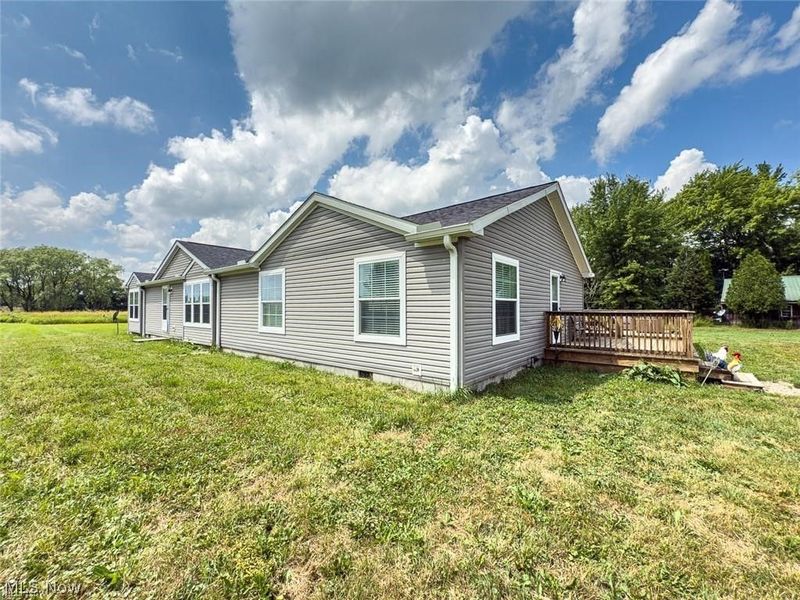 5719 N Richmond Road, Pierpont, OH 44082 Photo 3