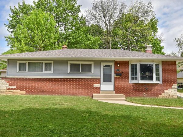 10136 W Manitoba STREET, West Allis, WI 53227
