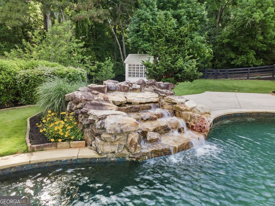 Property Image 110