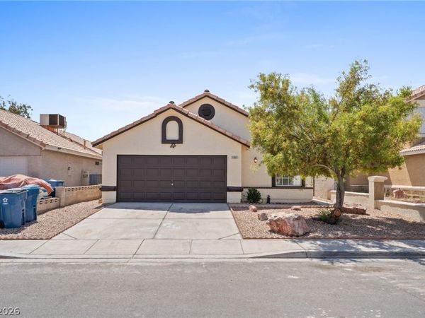 1925 Falcon Ridge Street , Las Vegas, NV 89142
