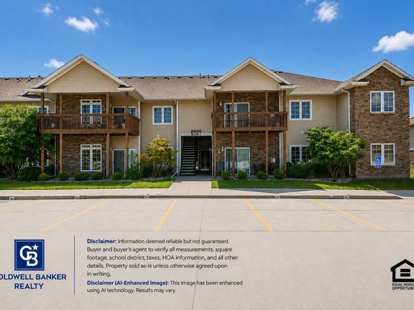 2000 SE Meadow Court SE, Unit 109, Des Moines, IA 50320