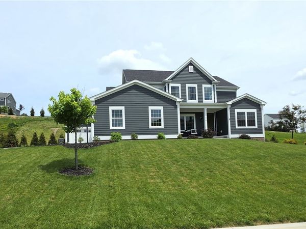 216 Hickory Ln, Mars, PA 16046