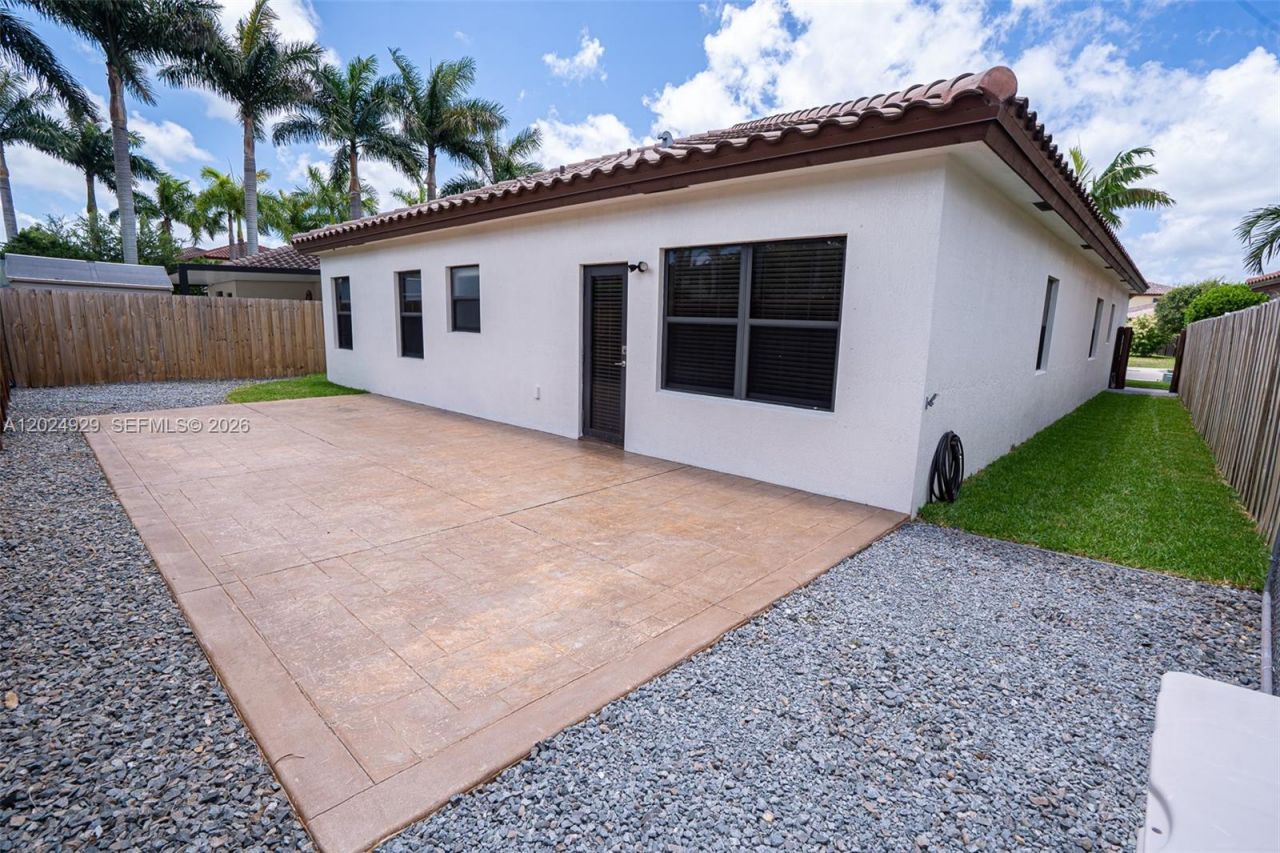 2655 NE 2nd Dr , Homestead, FL 33033 Photo