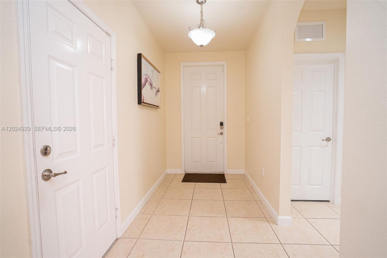2655 NE 2nd Dr , Homestead, FL 33033 Photo