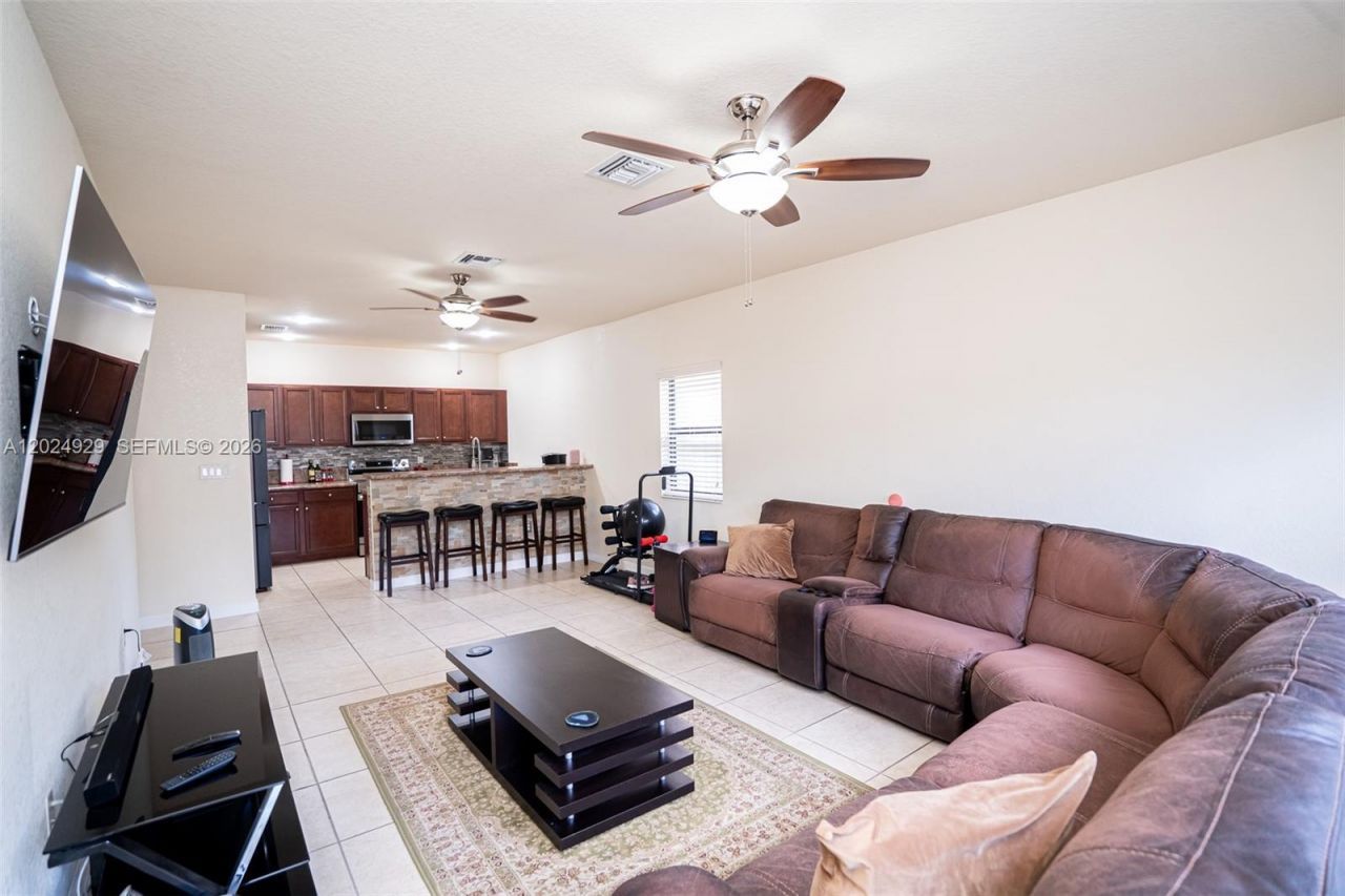 2655 NE 2nd Dr , Homestead, FL 33033 Photo