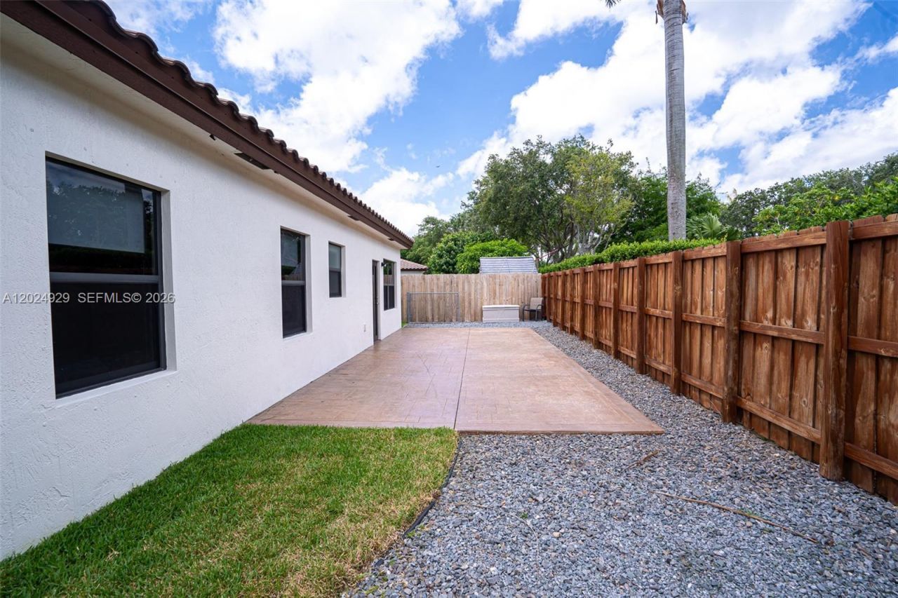 2655 NE 2nd Dr , Homestead, FL 33033 Photo