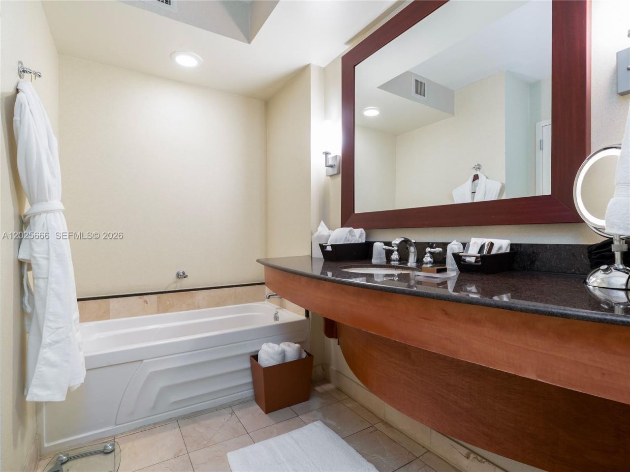 18001 Collins Ave , Unit 2118, Sunny Isles Beach, FL 33160 Photo