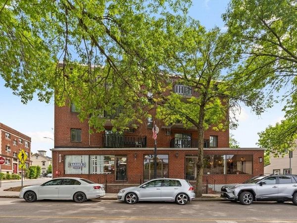 26 W Wyoming Avenue, Unit 2D, Melrose, MA 02176