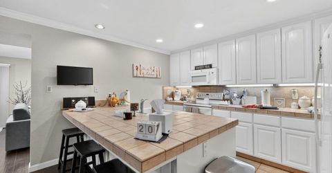 11 Park West Ct, Sacramento, CA 95831 Photo