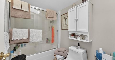 11 Park West Ct, Sacramento, CA 95831 Photo