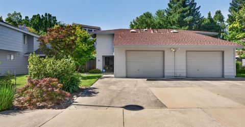 11 Park West Ct, Sacramento, CA 95831 Photo
