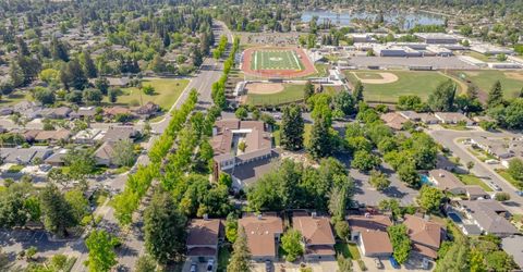 11 Park West Ct, Sacramento, CA 95831 Photo