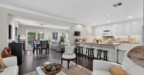 11 Park West Ct, Sacramento, CA 95831 Photo