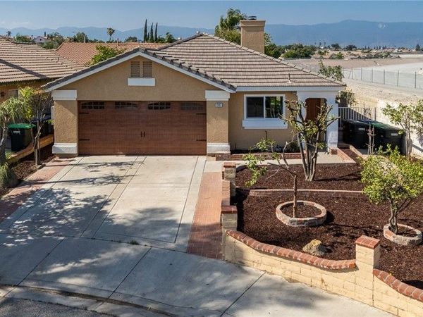 1147 Bronze Star Court, Colton, CA 92324