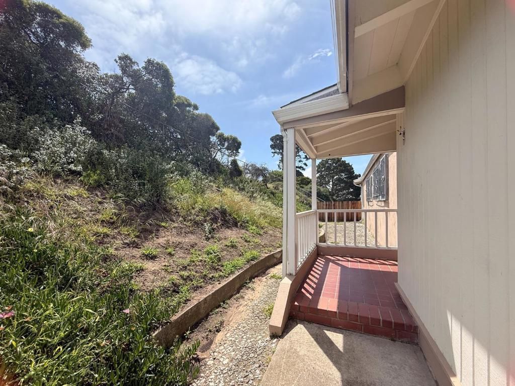 1 Parkside Avenue, Daly City, CA 94015 Main Photo