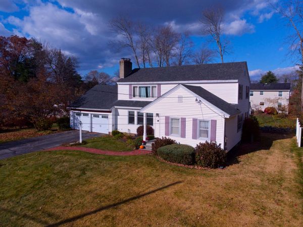 104 North Gate Road, Manchester, NH 03104