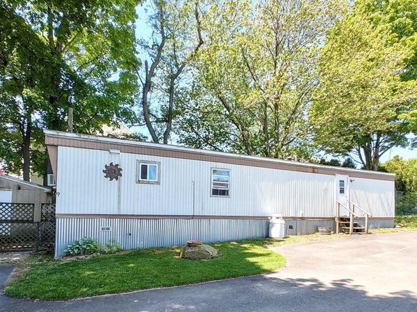 1338 Woodbury Avenue, Unit 9, Portsmouth, NH 03801