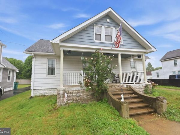 1134 GRIEB , BRISTOL, PA 19007