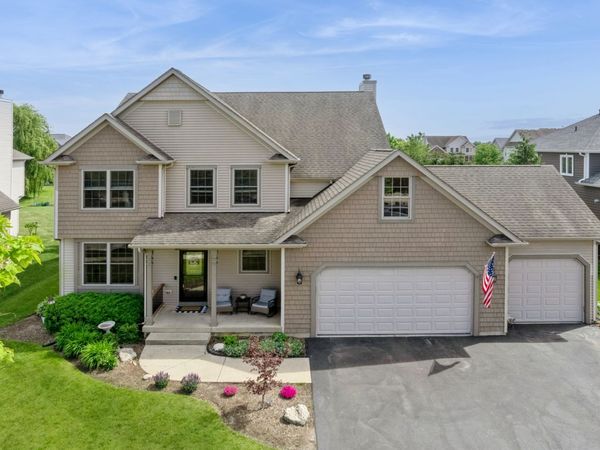 5235 GREENSHIRE Circle, Lake In The Hills, IL 60156